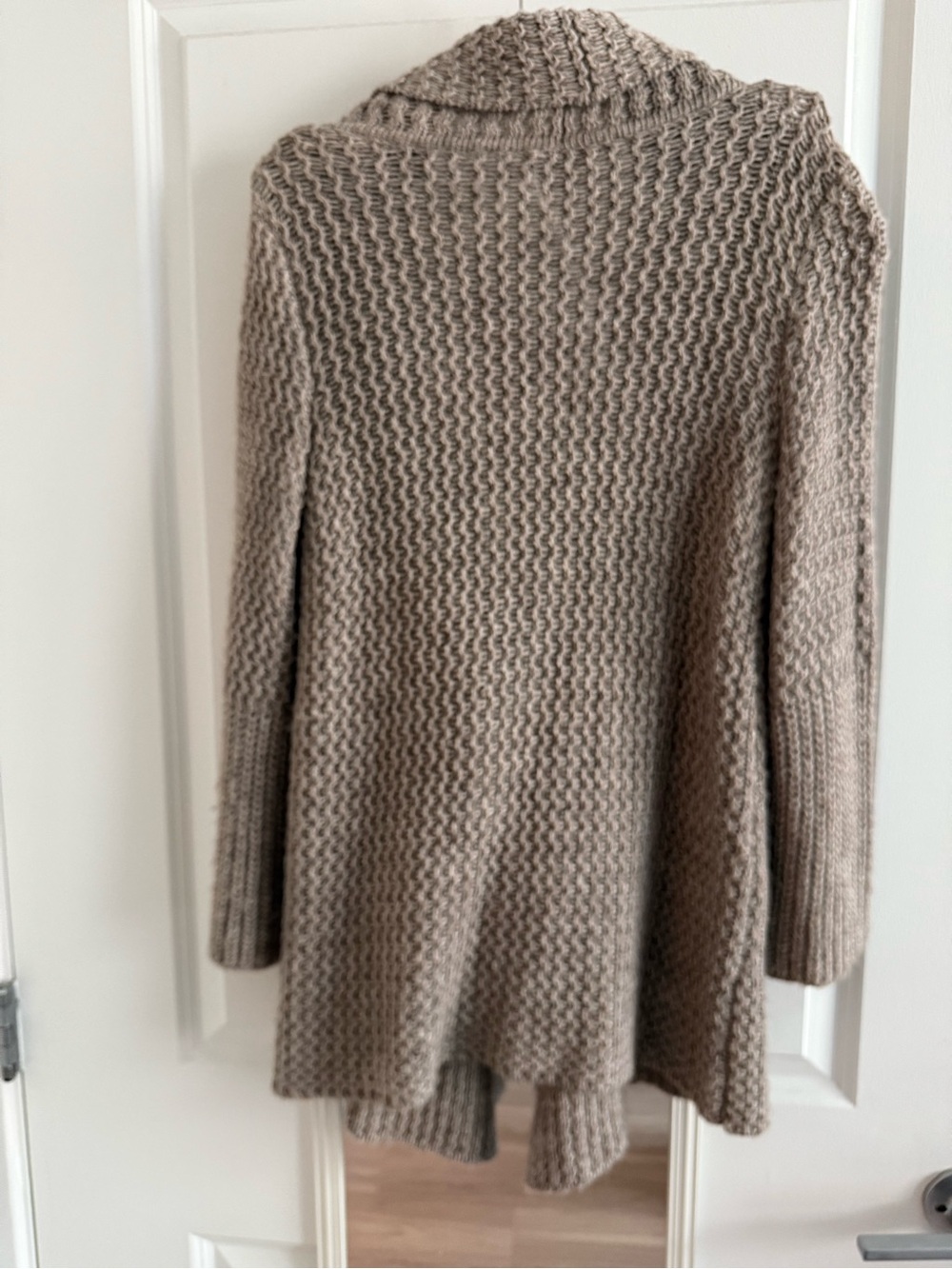 J. Jill Women’s Taupe Chunky Shawl-Collar Cardigan - Picture 5 of 7